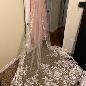 Cathedral Veil